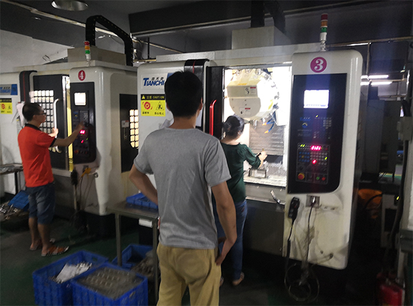 數(shù)控雕銑機 數(shù)控雕銑機